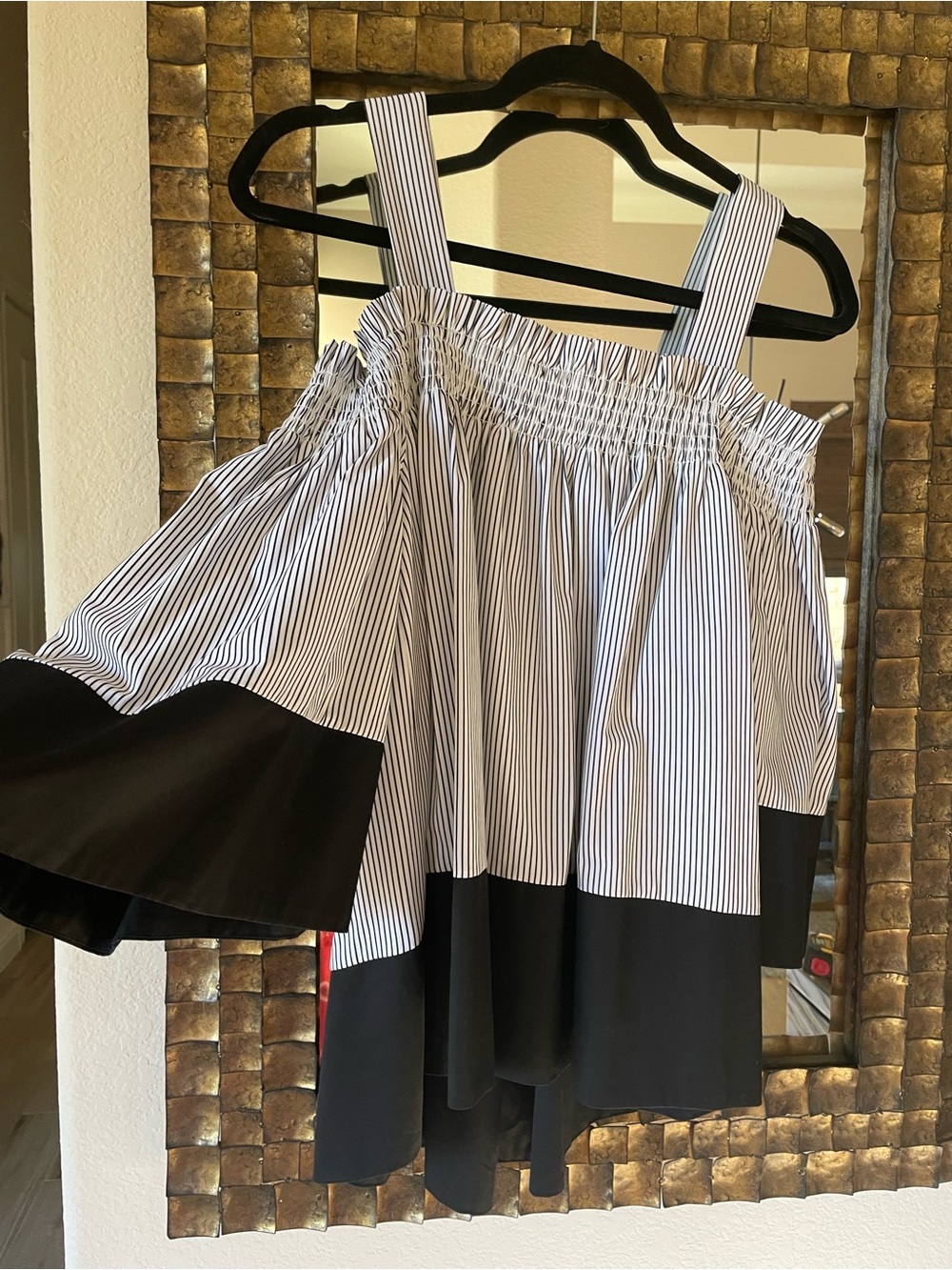 Kendall & Kylie Black and White Striped Off-Shoulder Blouse Small